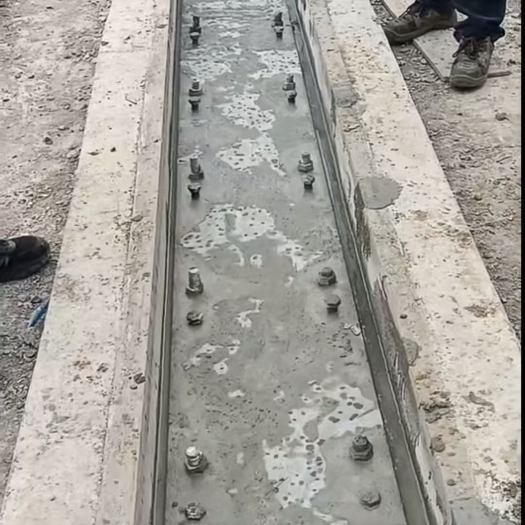 静海港口码头起重机龙门吊重型机械设备稳固用早强快凝轨道胶泥